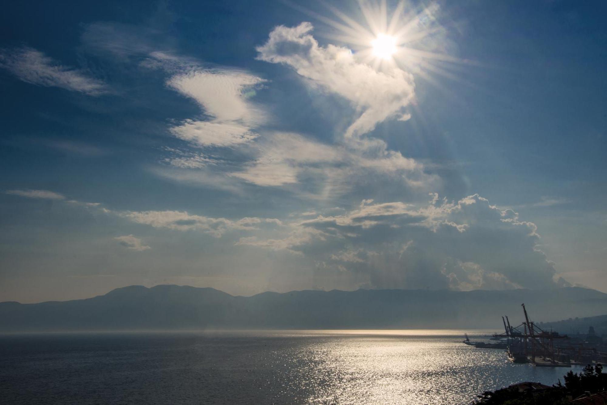 Apartment Paradise View Rijeka Buitenkant foto